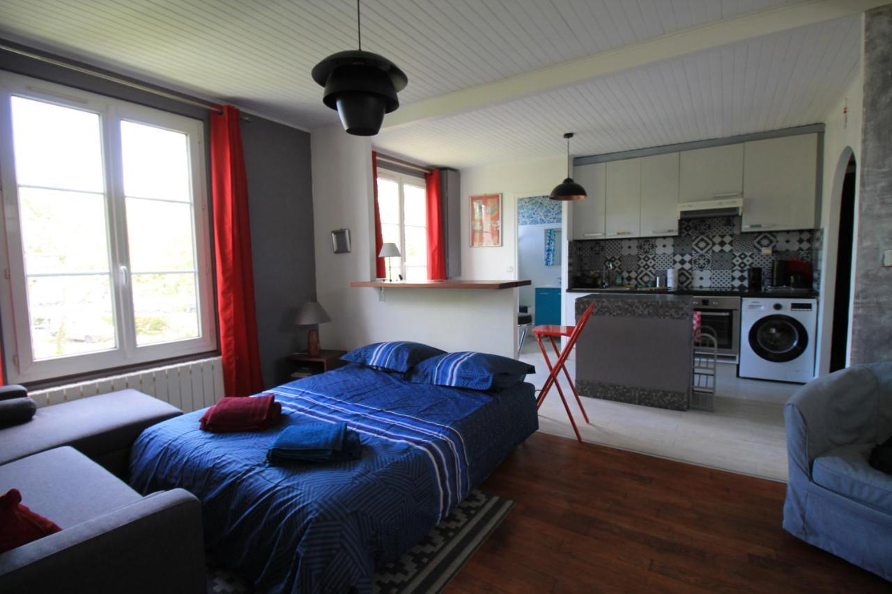 Disponible - Appartement Entier - Ligne H 15Mn Paris-Gare Du Nord, Parking Rue Gratuit, 4 Pers, Station De Train En Face Toutes Les 15Mn, Hippodrome, Cdfas, Universite, Borne Electrique, 1Er Etage Eaubonne Exterior photo