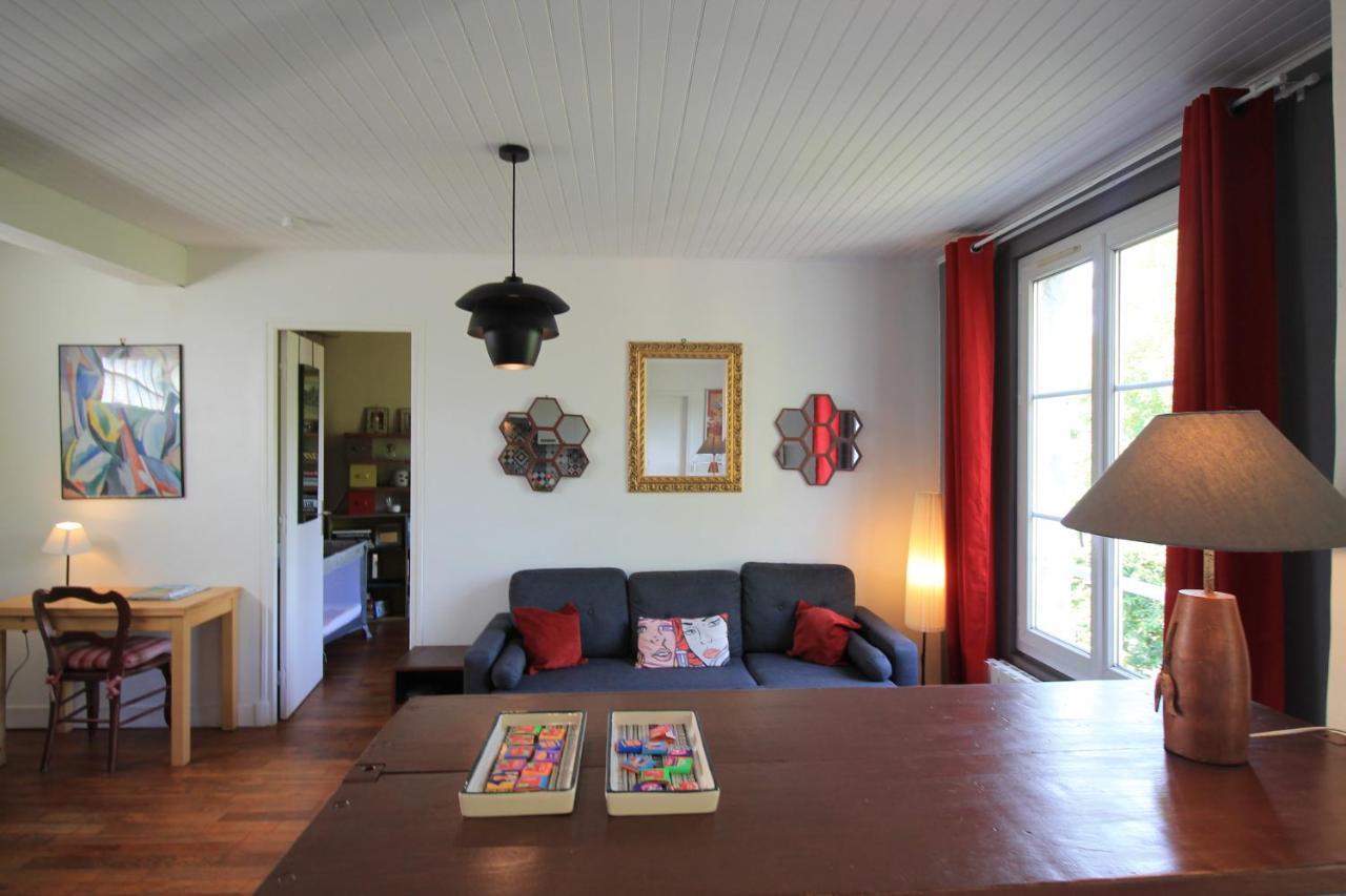 Disponible - Appartement Entier - Ligne H 15Mn Paris-Gare Du Nord, Parking Rue Gratuit, 4 Pers, Station De Train En Face Toutes Les 15Mn, Hippodrome, Cdfas, Universite, Borne Electrique, 1Er Etage Eaubonne Exterior photo
